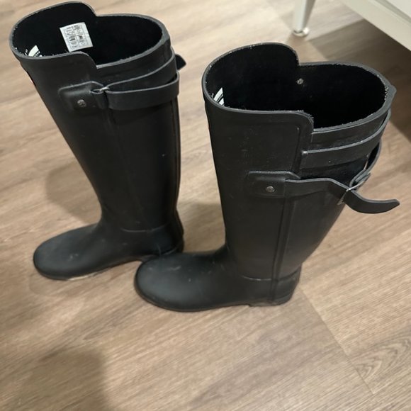 Hunter boots refined back strap - size 7 US - Picture 4 of 4